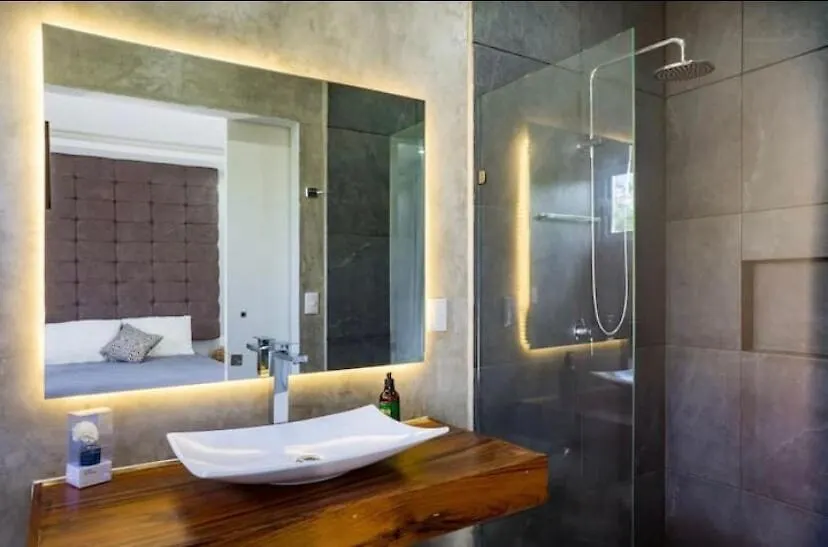 Tulum, 6 Bedrooms Villa In Paradise
